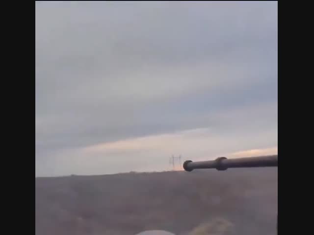 Боец на БМП-1АМ снял пролёт своей смерти в нескольких сантиметрах от себя