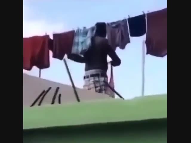 Когда жена попросила повесить её бельё