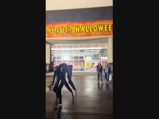 Шикарный костюм на Хэллоуин