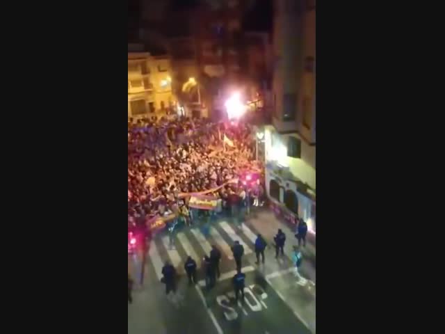 Антимусульманская демонстрация в Испании