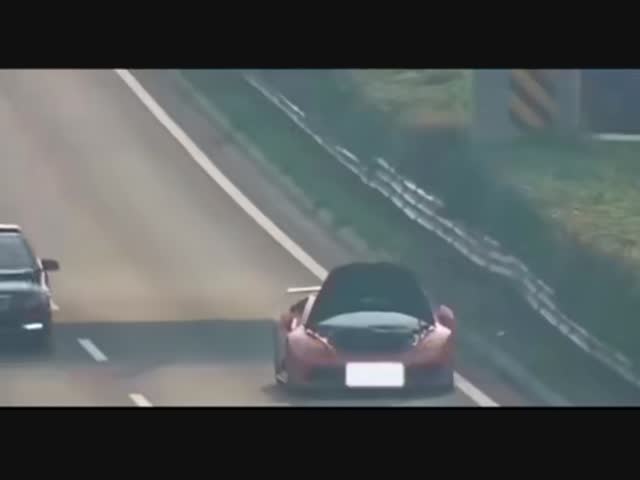 Наверное, вместо дороги смотрел в мобильник