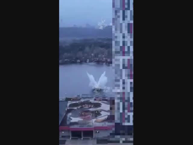 Падение сбитой ракеты в Днепр, Киев
