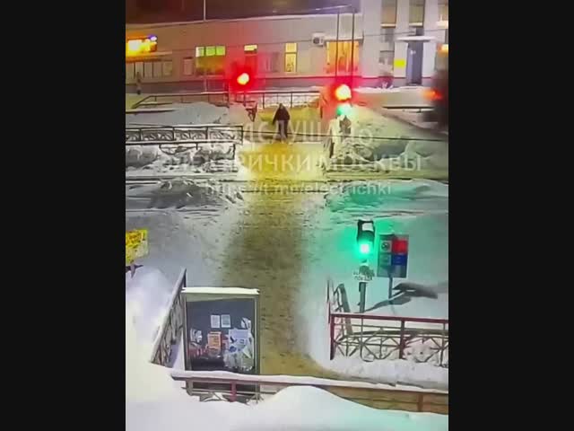Человек попал под поезд в Хотьково