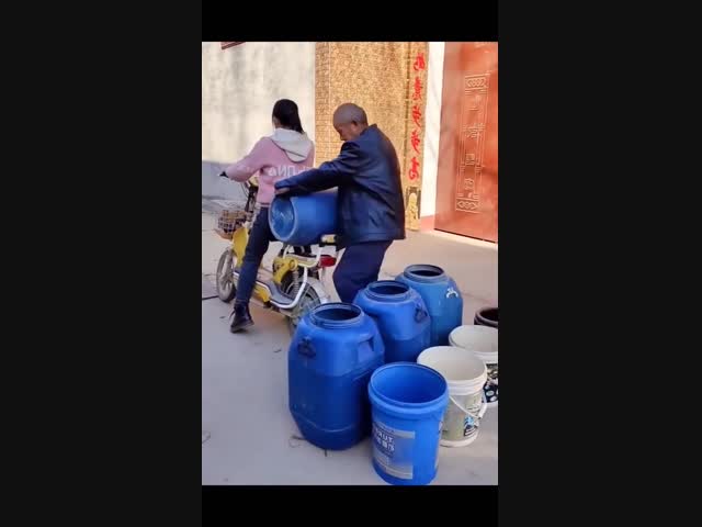 Находчивые доставщики