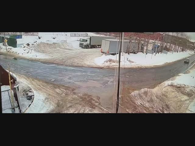 Долго целился, поэтому попал