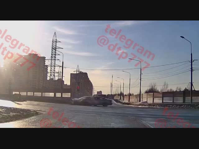 А потому что не надо высовываться