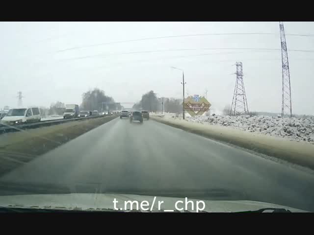 Передумал поворачивать