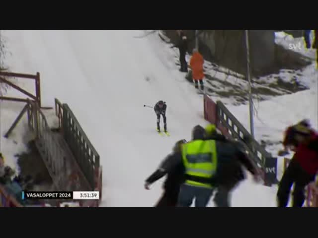 Экологические активисты пробрались на международные соревнования, но потерпели неудачу
