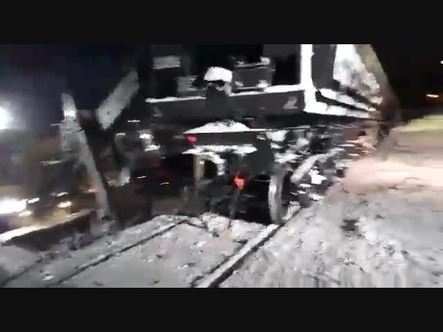 Неприятность с вагоном-самосвалом