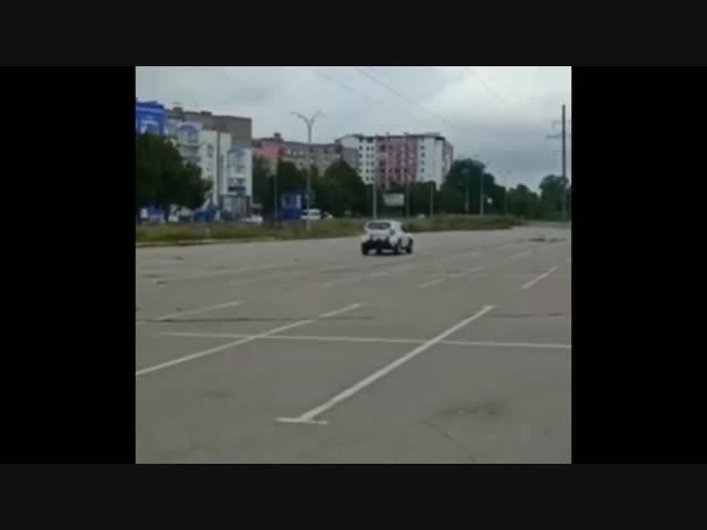 Неудачный полицейский разворот