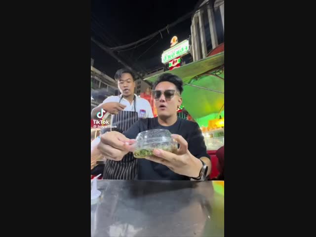 «Живой салат» из Бангкока