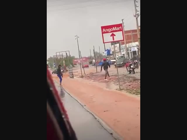 Надо было прыгать