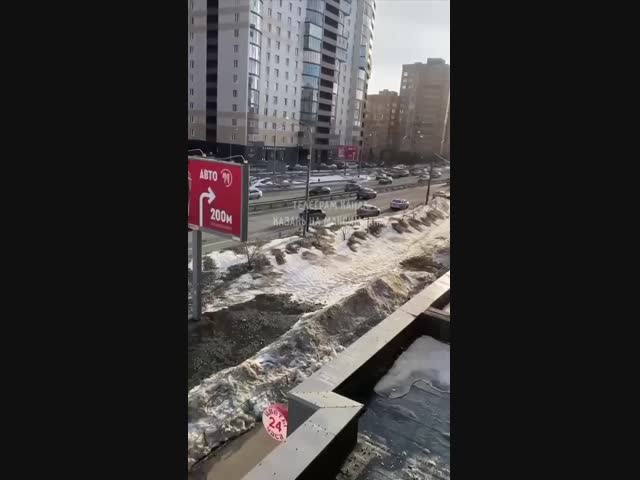 В Казани 16-летний малец протащил инспектора ДПС на семёрке