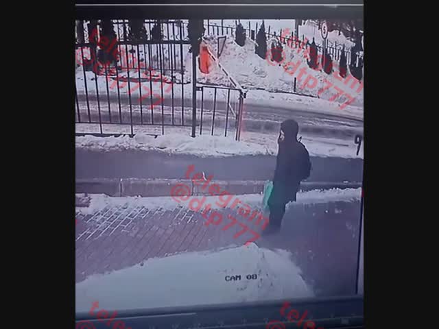 Самокатчик-перехватчик