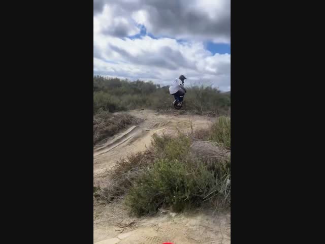 Моноколёсник навернулся