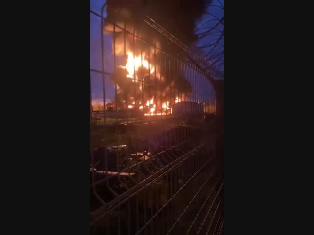 В Воронежской области опять полыхает НПЗ