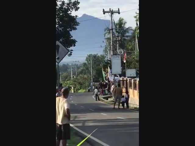 Что здесь сейчас произойдет?