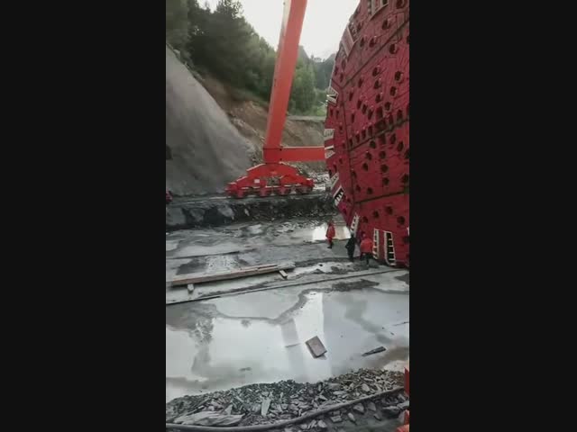 Машина для прокладки туннелей