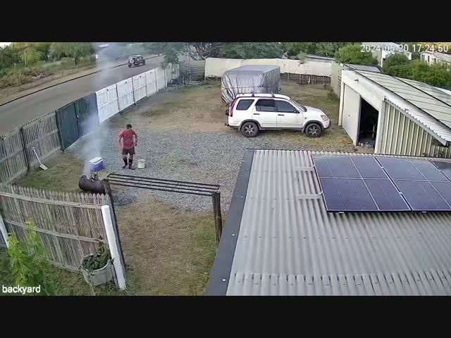 Чуть не спалил собственную дачу