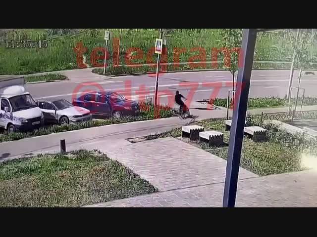 Манипулятор насмерть сбил велосипедиста в ЖК «Бутово Парк-2»