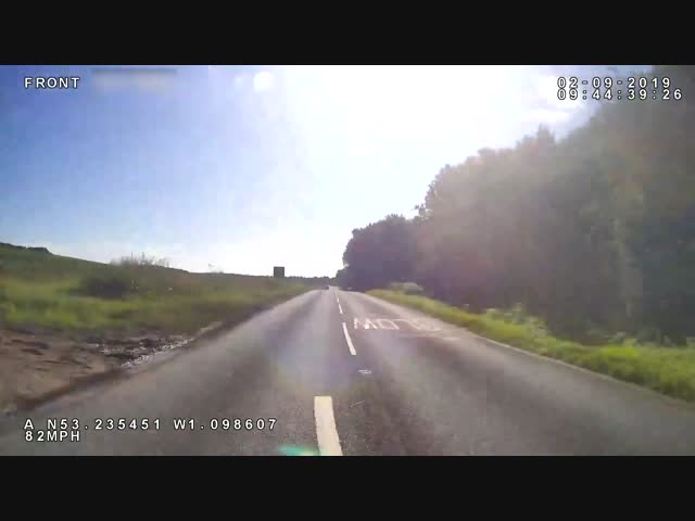 Надежная защита спасла мотоциклиста