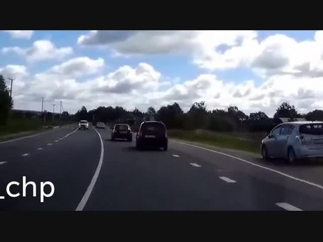 Неудачный обгон или незапланированный съезд?