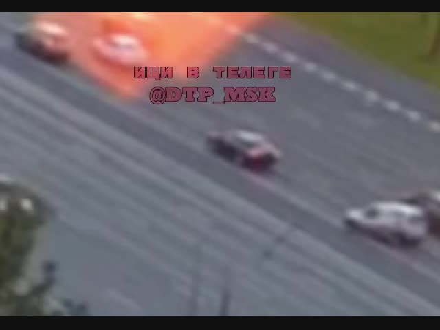 Тройное ДТП на Кутузовском проспекте в Москве