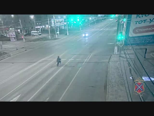 Пьяный автомобилист против трезвого байкера