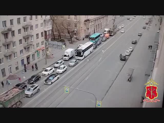 Сверхосторожный курьер