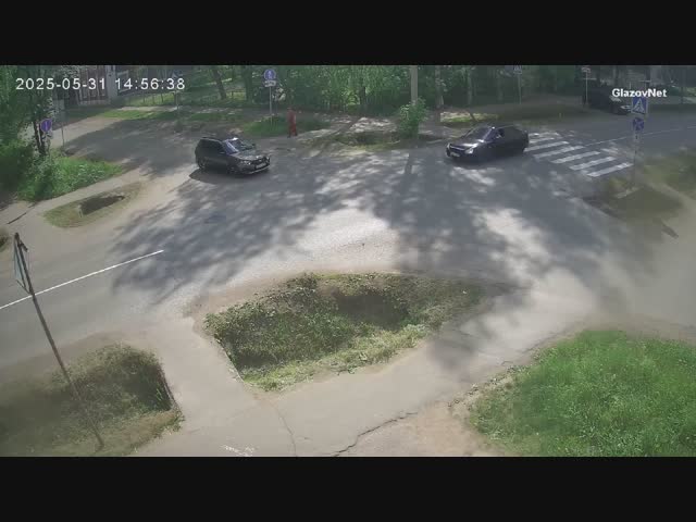 Авария на равнозначной дороге