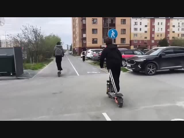 Дети и взрослый мат