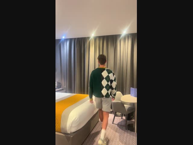 Номер в отеле с прекрасным видом из окна