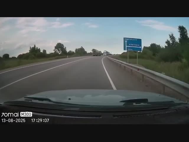 Все вопросы к водителю миксера