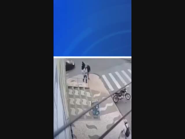 Инвалиду досталось