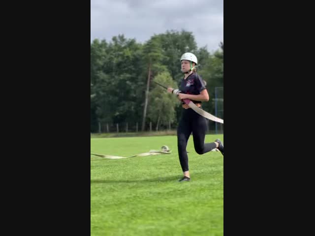 Не всем девушкам суждено стать пожарными