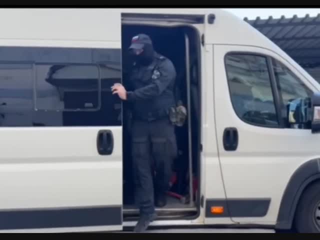 Крикливые безбилетники - финал