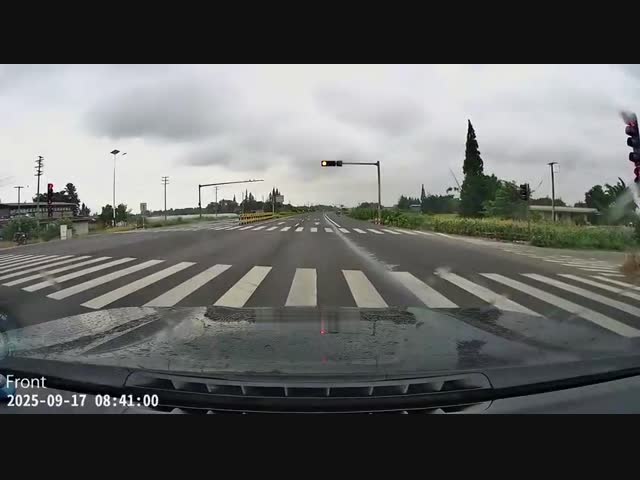 Невероятное везение мотоциклиста