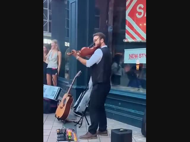 Ирландский танец в исполнении случайных прохожих