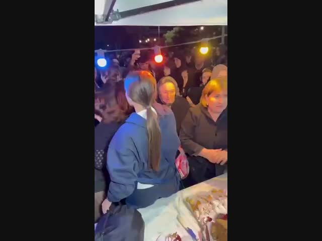 Давка в Дагестане из-за бесплатной раздачи еды