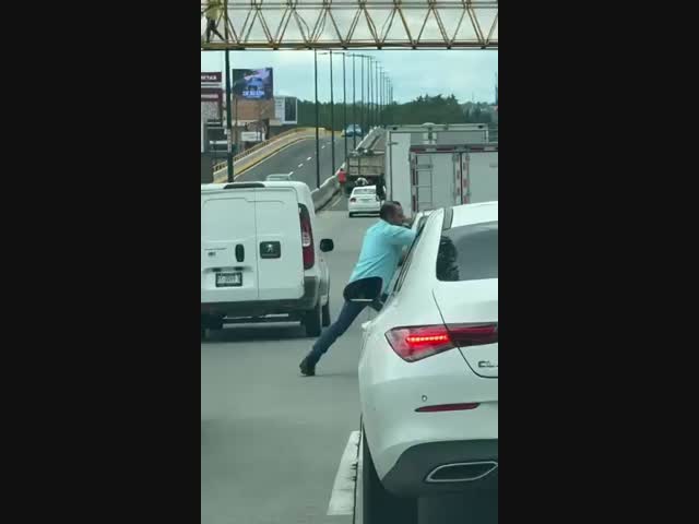 Дорожная обстановка быстро меняется