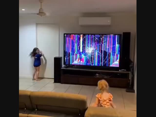 Дочки напугали маму