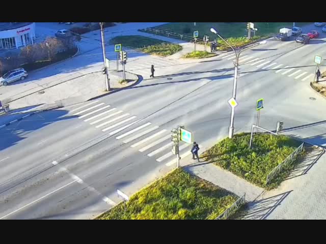 Сбил, уехал, попался