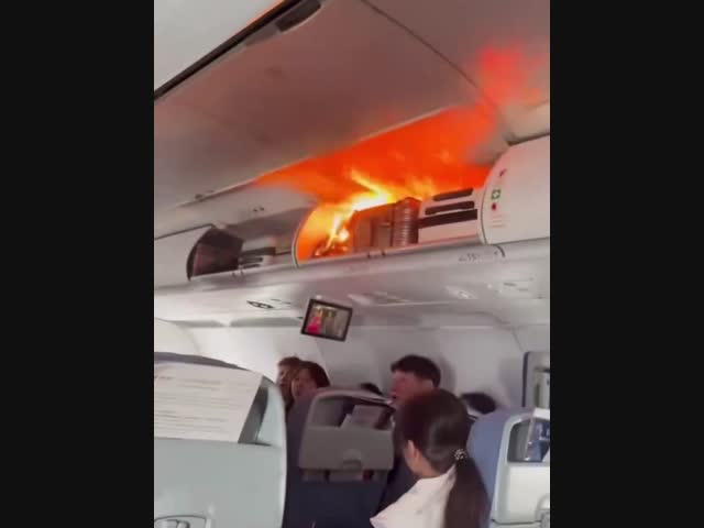 Пожар из-за пауэрбанка на борту Airbus A321 китайских авиалиний